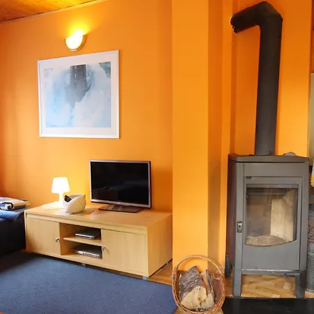 Hébergement de vacances Dom Letniskowy Nela Rowy