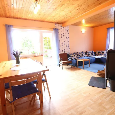 Hébergement de vacances Dom Letniskowy Nela Rowy *