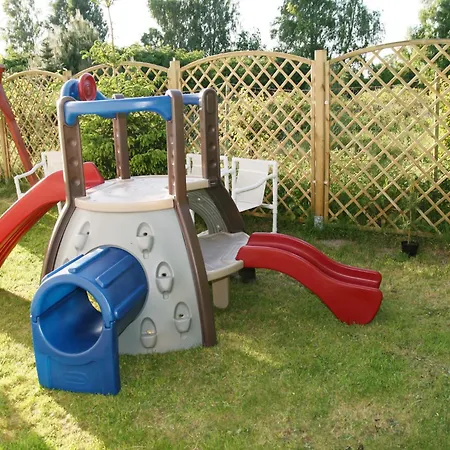 Hébergement de vacances Dom Letniskowy Nela Rowy *