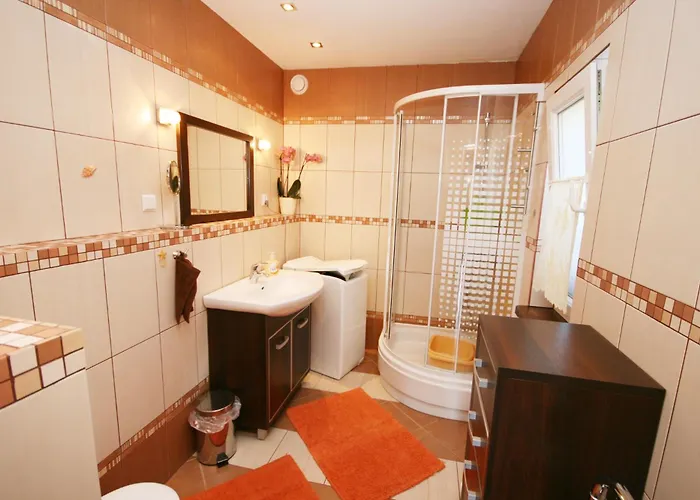 Dom Letniskowy Nela Rowy