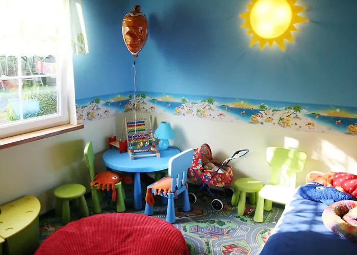 Dom wakacyjny Dom Letniskowy Nela Rowy